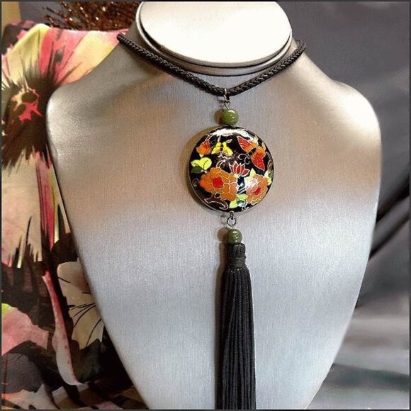 Cloisonne Tassel Necklace Puffed Butterfly Pendant w Jade Beads 16830 - Picture 1 of 6